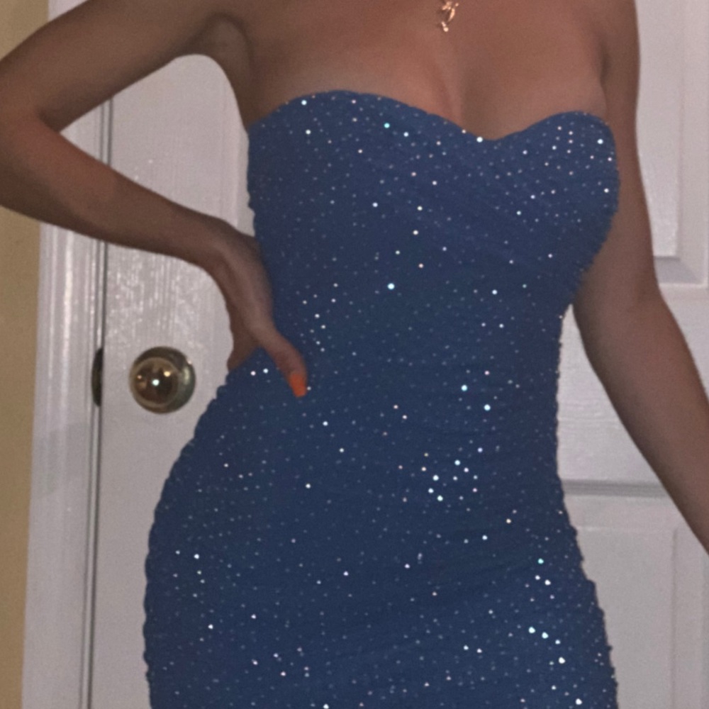 Blue bedazzled strapless body-con dress